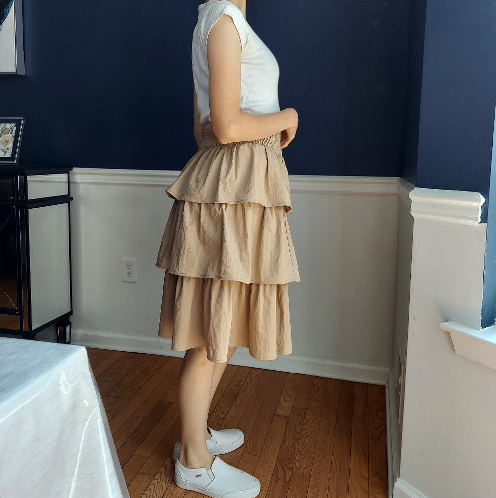Womens tiered skirt